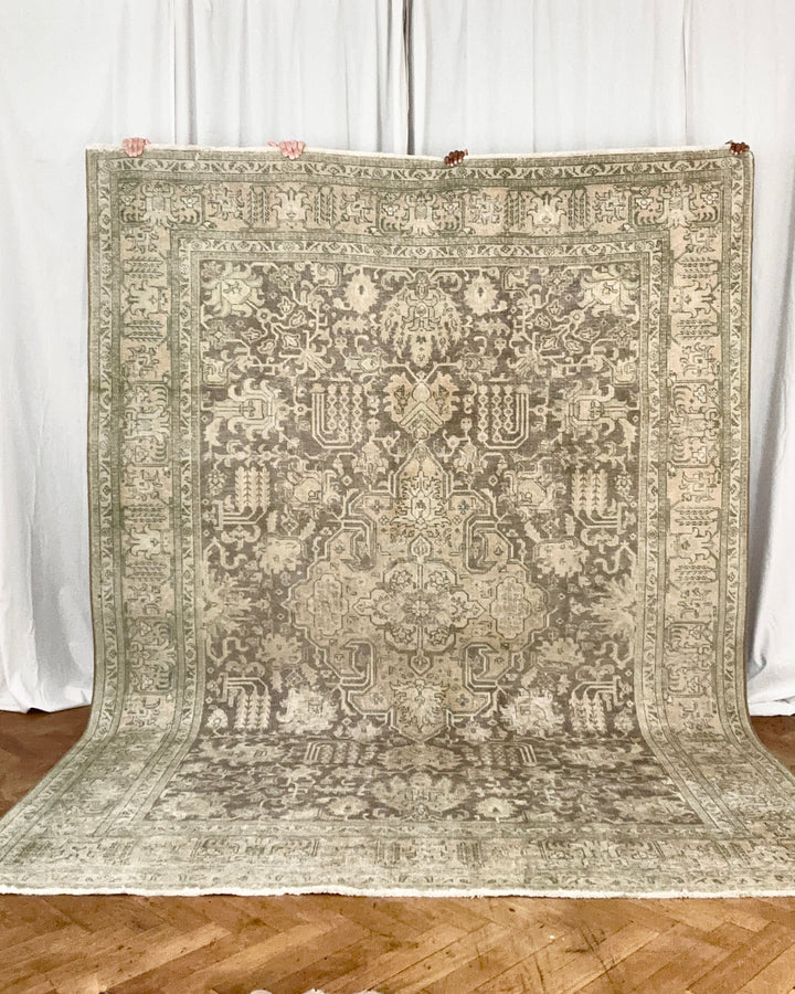 Vintage Rug <br> 'Black Manhattan #638'