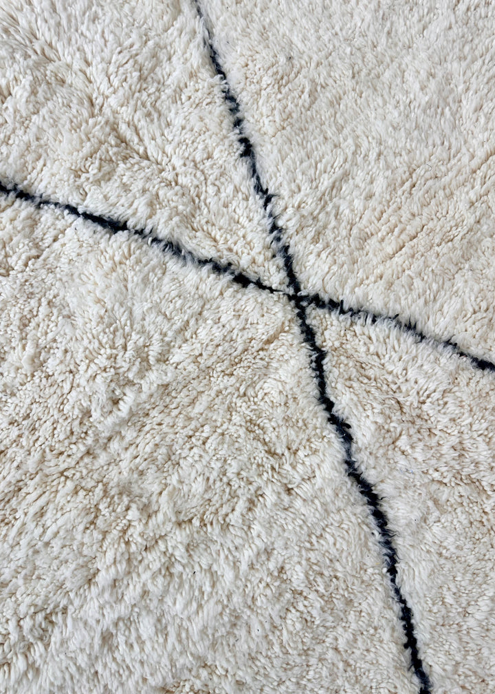 Beni Ouarain Berber carpet 'Damoiselle'