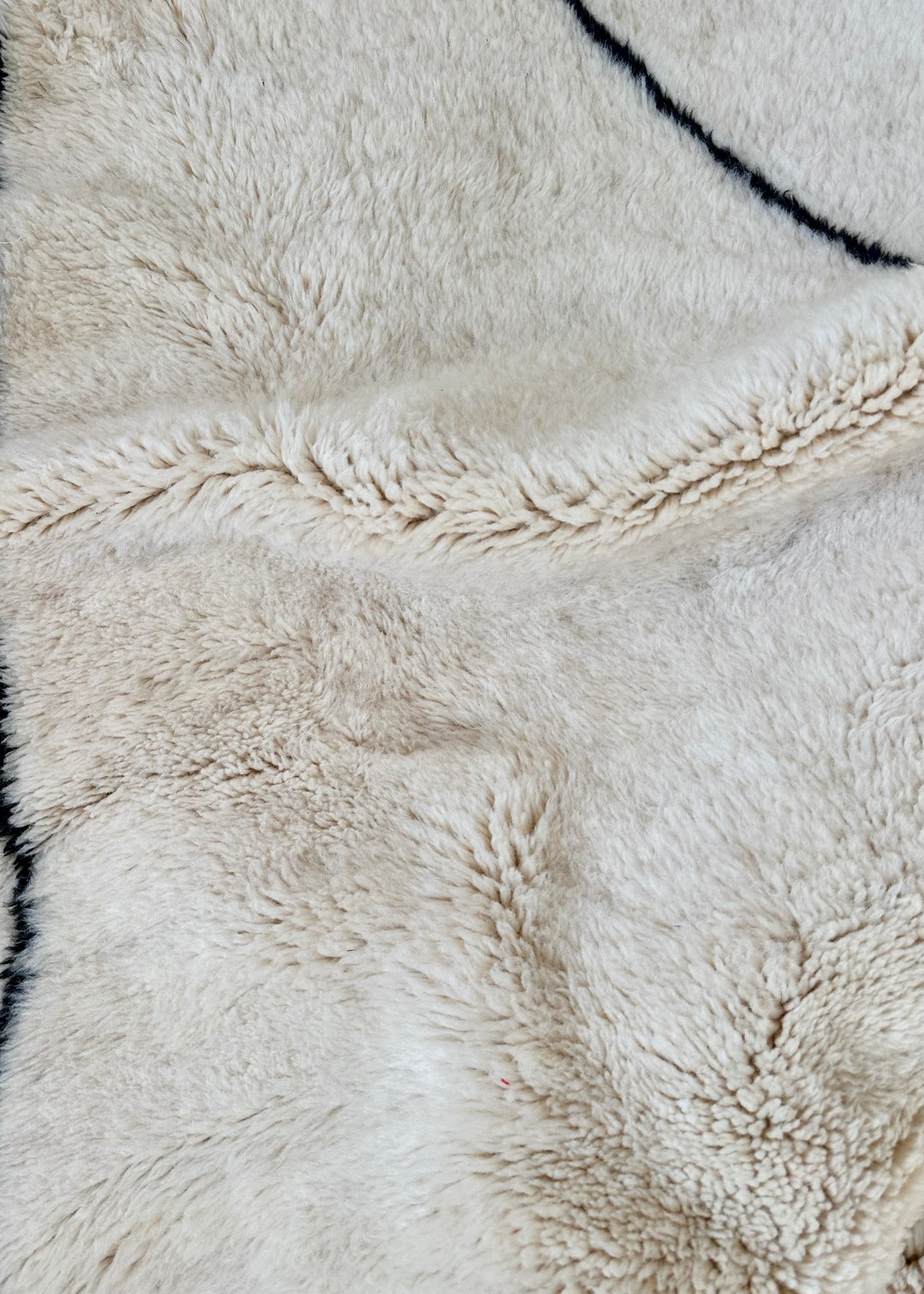 Beni Mrirt Berber Teppich 'Tattletale'