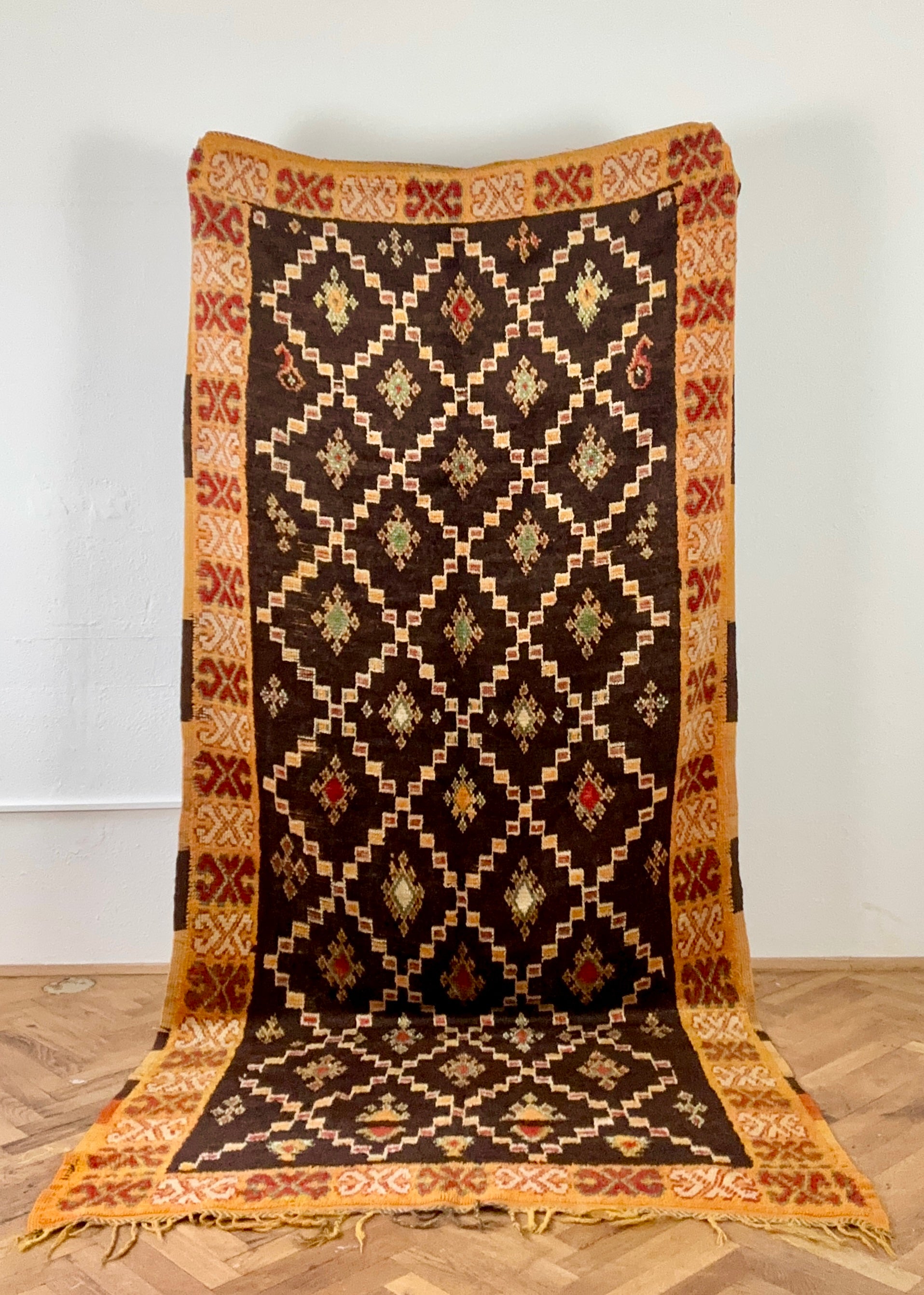 Vintage Zemmour Berber rug, brown, 135x275 - THE KNOTS