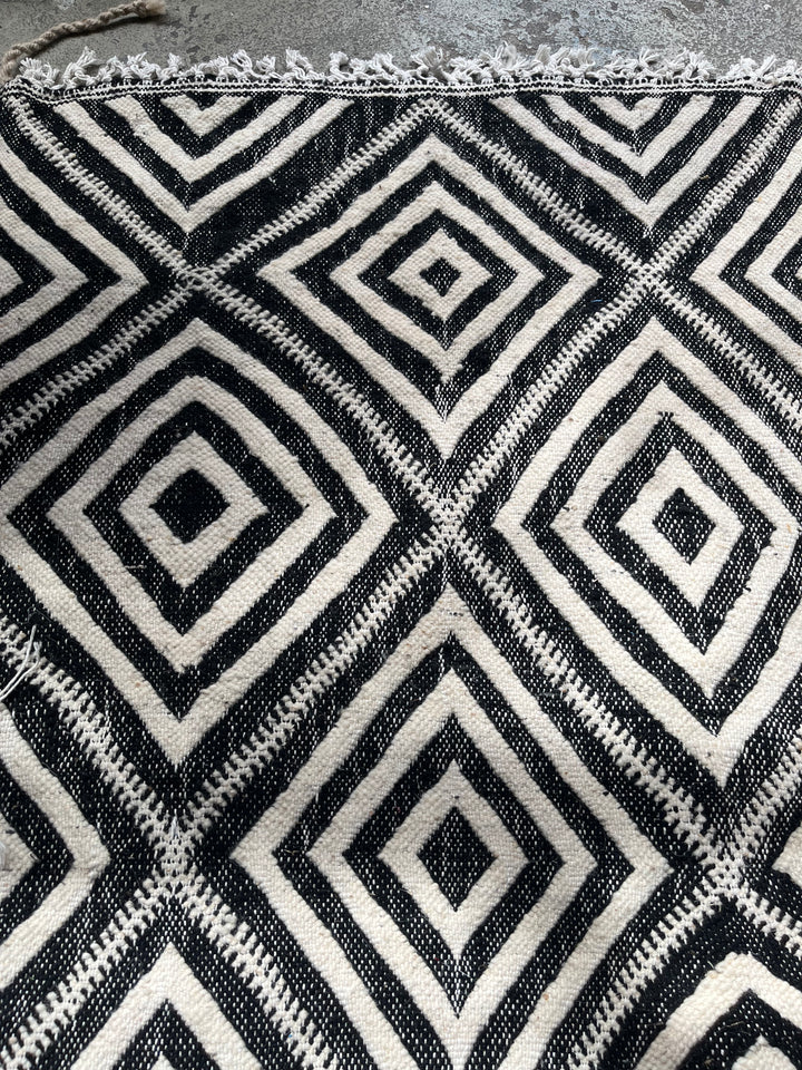 Marokkanischer Kilim Läuferteppich 'Candy Paint'