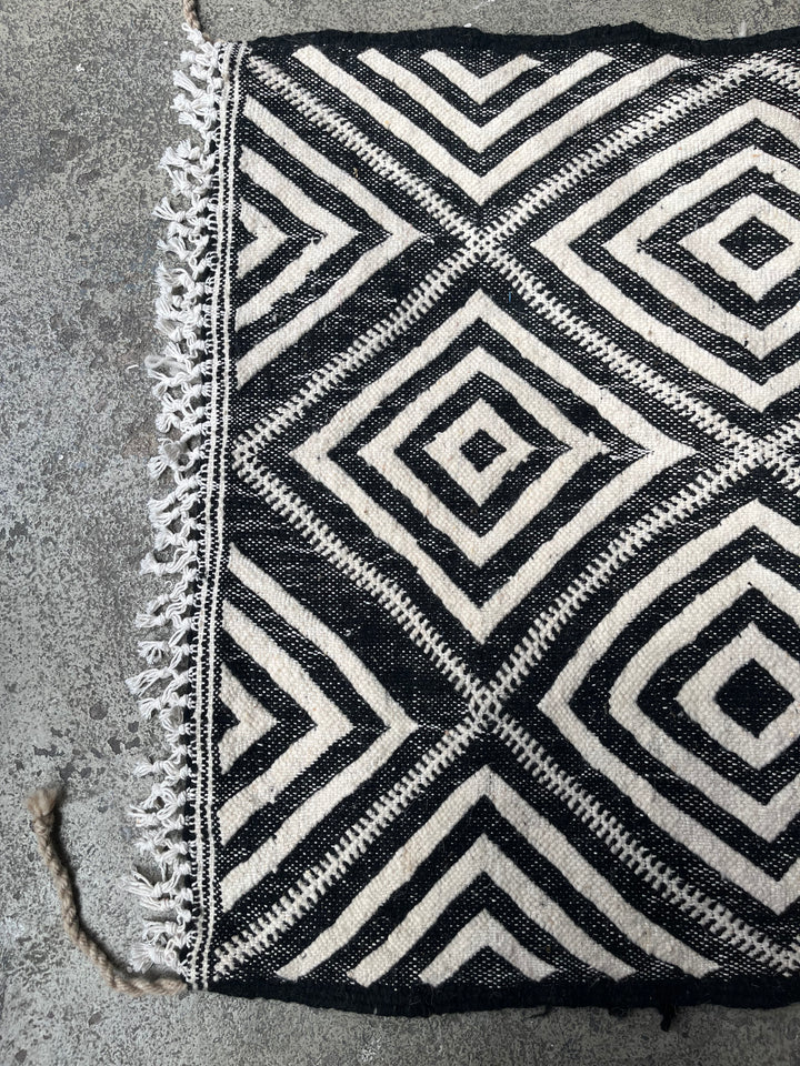 Marokkanischer Kilim Läuferteppich 'Candy Paint'